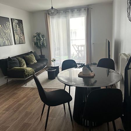 Apartamento Cosy House A 6 Min Du Rer A Et Psa Carrières-sous-Poissy Exterior foto